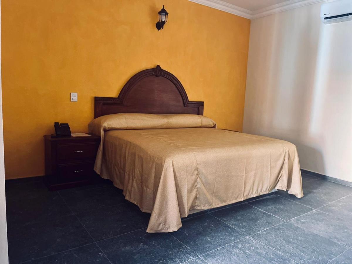 Hotel Delicias Tequila Exteriör bild