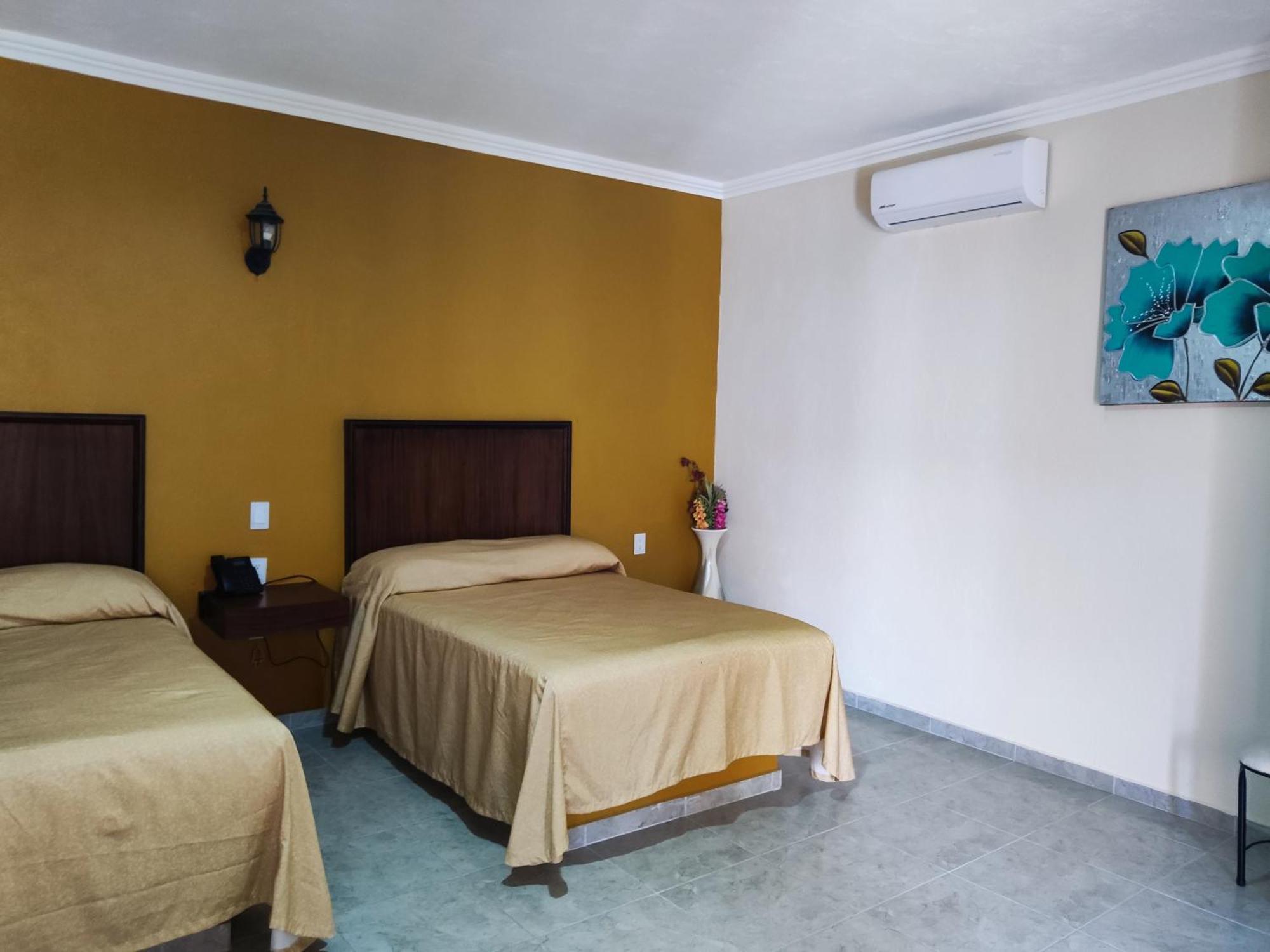 Hotel Delicias Tequila Exteriör bild